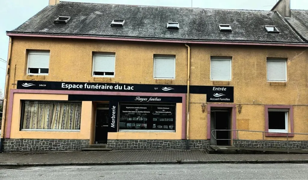 Photo de ESPACE FUNERAIRE DU LAC Donges